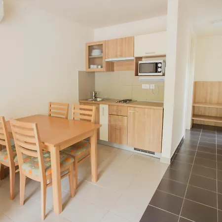 Zelena Punta Kukljica