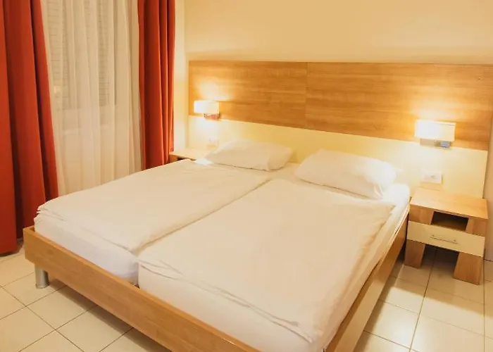 Zelena Punta Kukljica