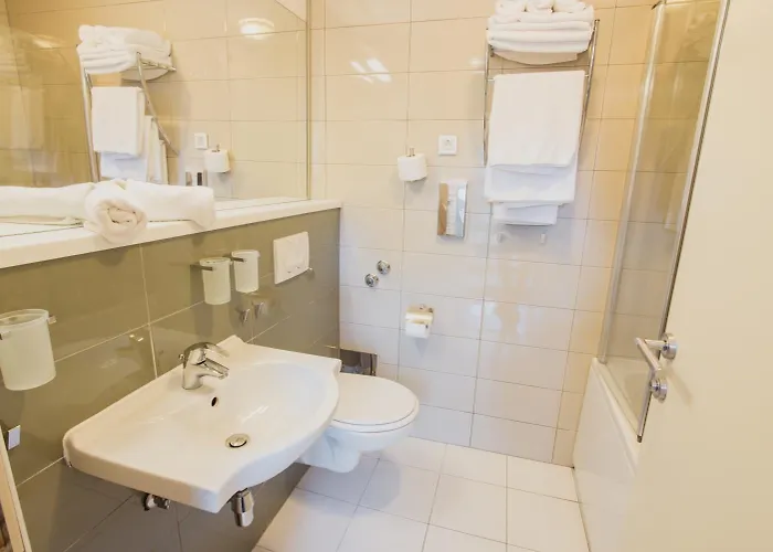 Zelena Punta تشوكييتزا