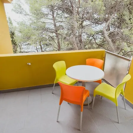 Zelena Punta Kukljica